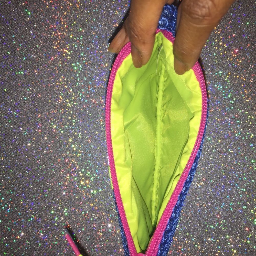 🛍Ipsy Collectable Bag🛍 - Picture 3 of 3